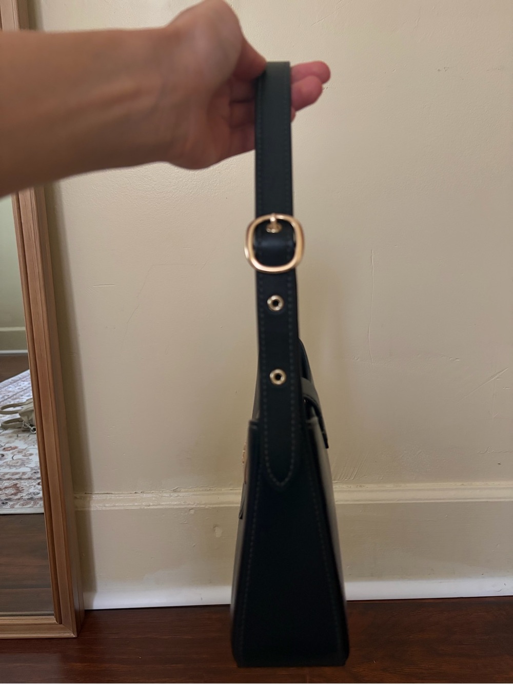 Black Coach Shoulder Bag - Picture 2 of 6